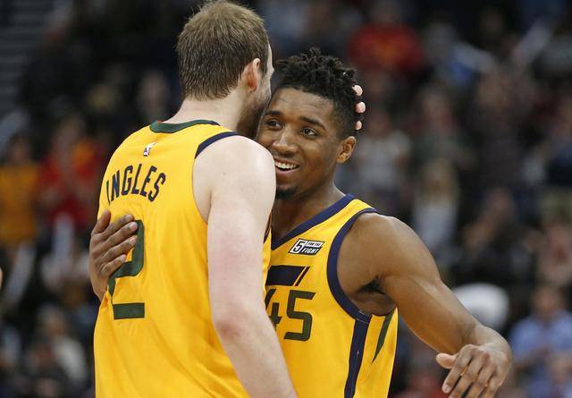 对于那不勒 对于那不勒